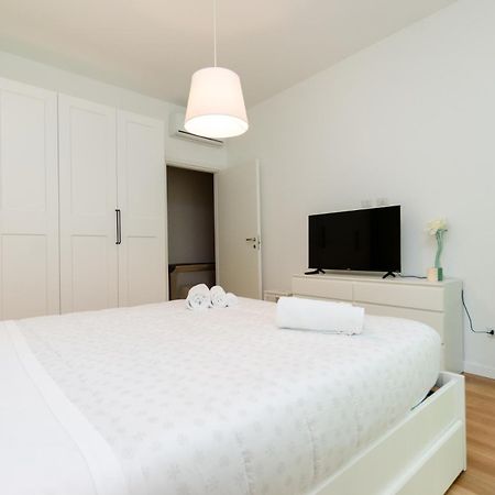 Vivimi Home Fiordalisi Stile & Comfort Vicino Metro Мілан Екстер'єр фото